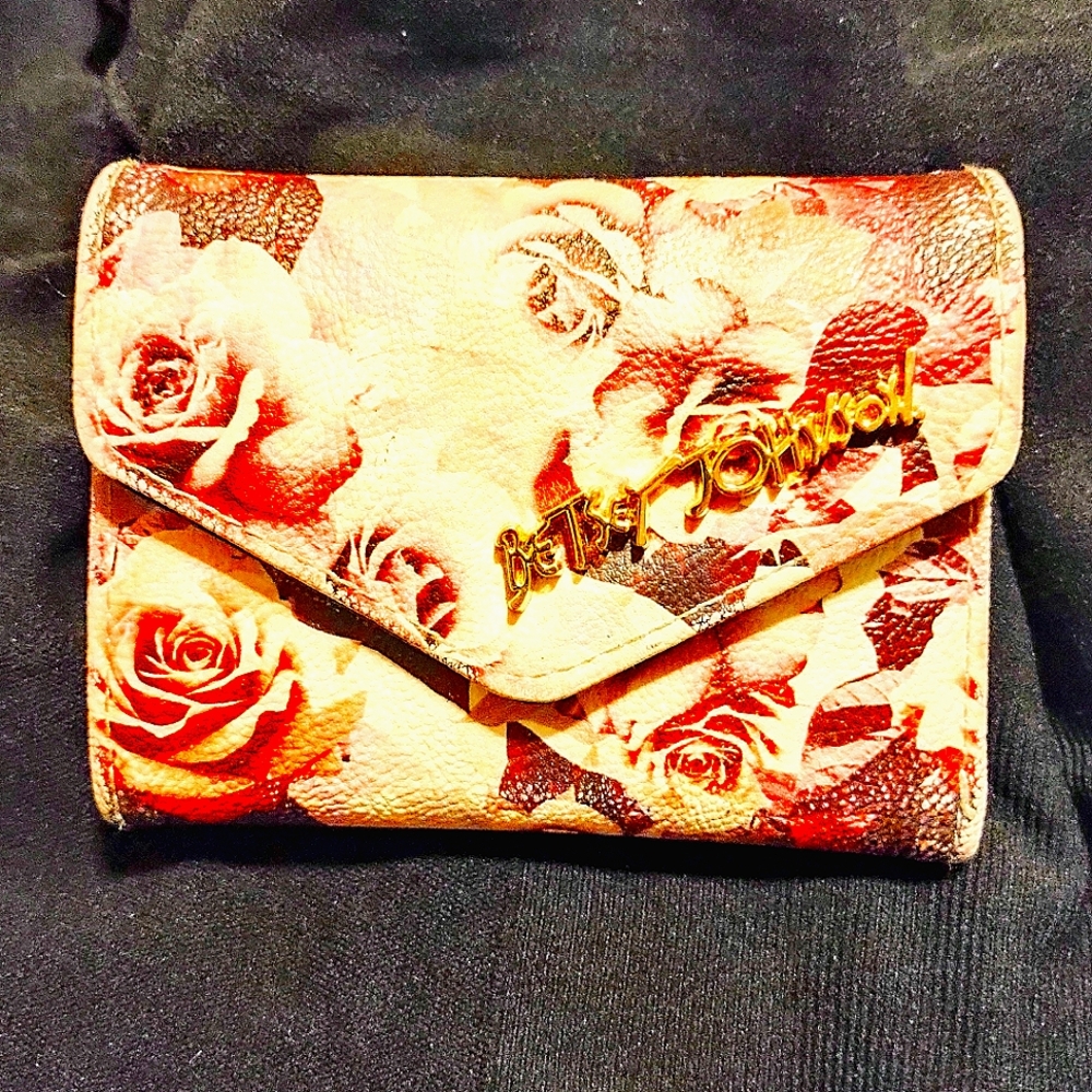 Betsy Johnson wallet